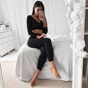 Fashion Nova - Wanderlust Leggings in black